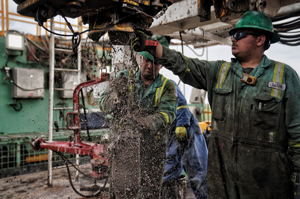 Perigon CleanPipe for clean and safe work environments in the oil and gas industry